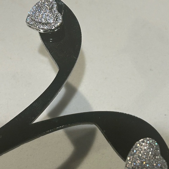 925 Silver Heart Stud Earrings NIP - Picture 7 of 7